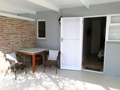 Hostal Livesey Lodge Guest House