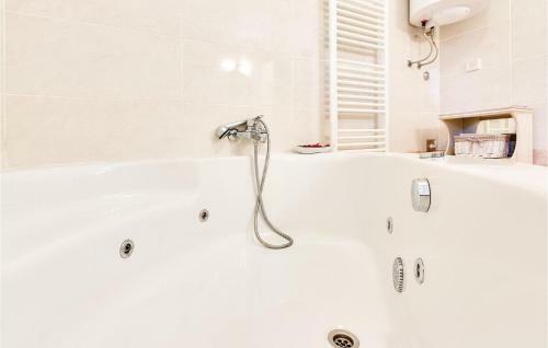 Holiday Home Dobranova IV