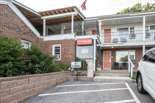 Hotel Econo Lodge Inn & Suites Tilton