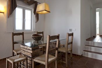 Hostal Monte Do Giestal - Casas De Campo & Spa