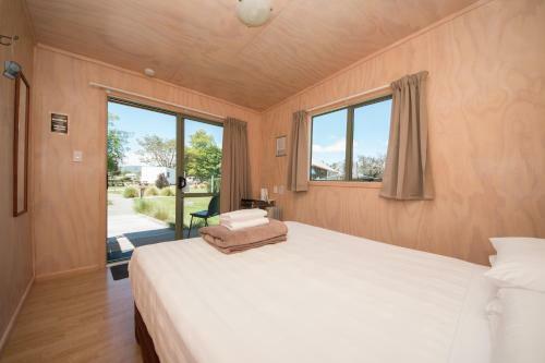 Martinborough Top 10 Holiday Park