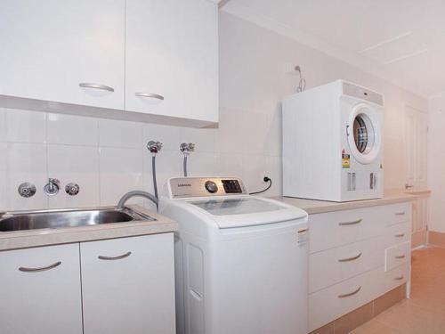 Coorumbong Close 36
