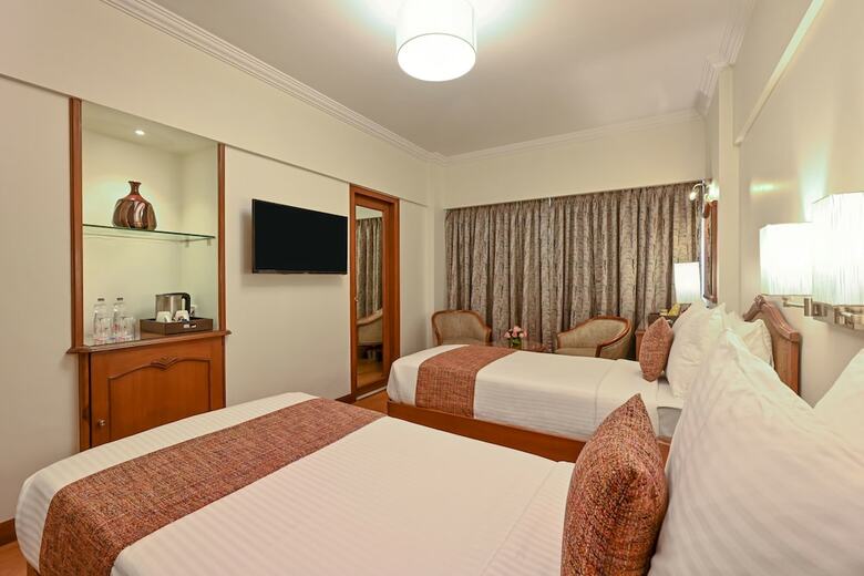 Hotel Fariyas
