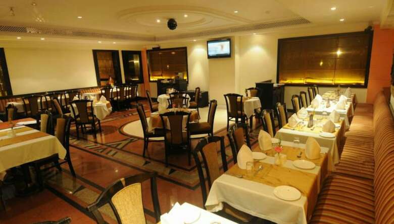 Hotel Fariyas