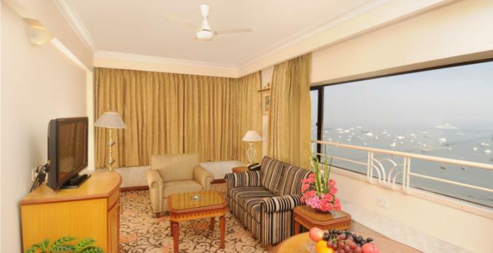 Hotel Fariyas