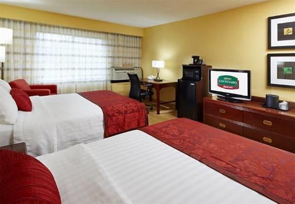 Hotel Courtyard Paducah West