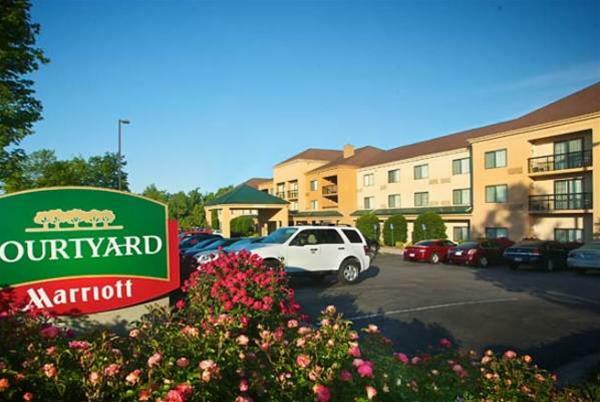 Hotel Courtyard Paducah West