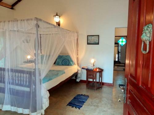 Bed & Breakfast French Lotus