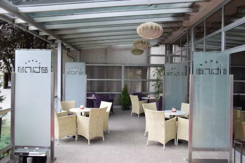 Hotel Atina