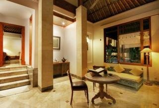 Hotel Alam Puri Art Museum Resort & Spa