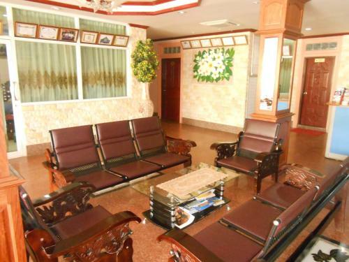 Nakhonesack Hotel 3