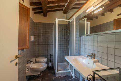 Hostal Agriturismo Le Case Rosse Di Montebuono