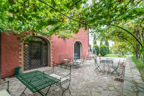 Hostal Agriturismo Le Case Rosse Di Montebuono