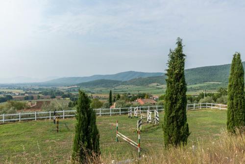 Hostal Agriturismo Le Case Rosse Di Montebuono