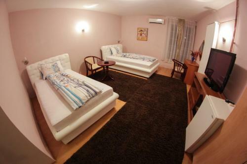 Hostal Guest House Fontana