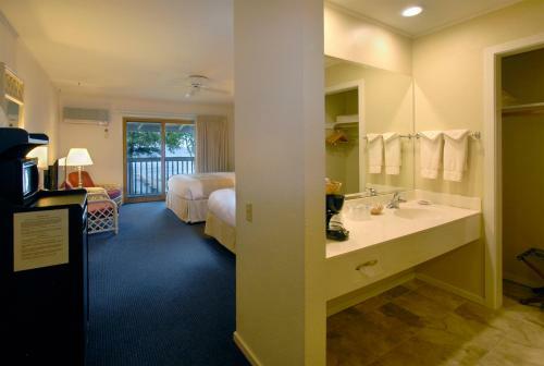Hotel The Shallows Resort