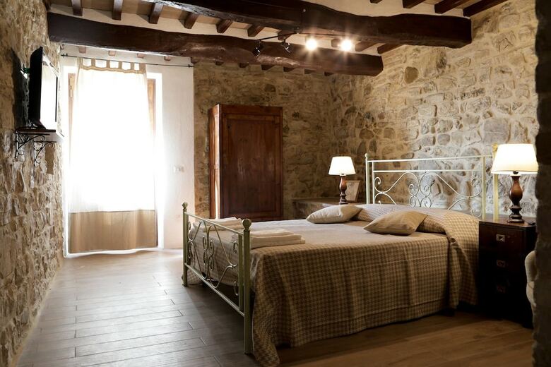 Hostal Agriturismo Podere Acqualoreto
