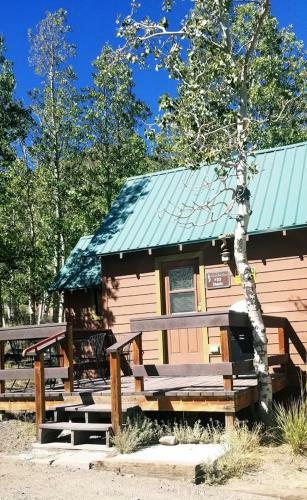 Hotel Convict Lake Resort