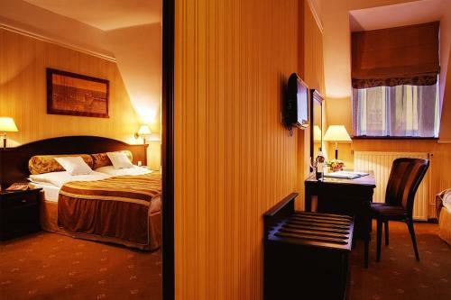 Hotel President