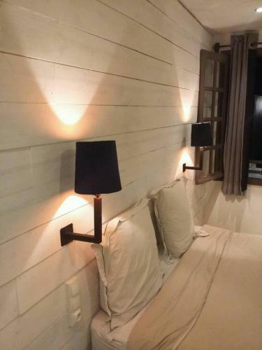 Hotel H�tel Restaurant La Ribaudi�re