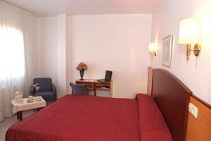 La Noyesa Hotel