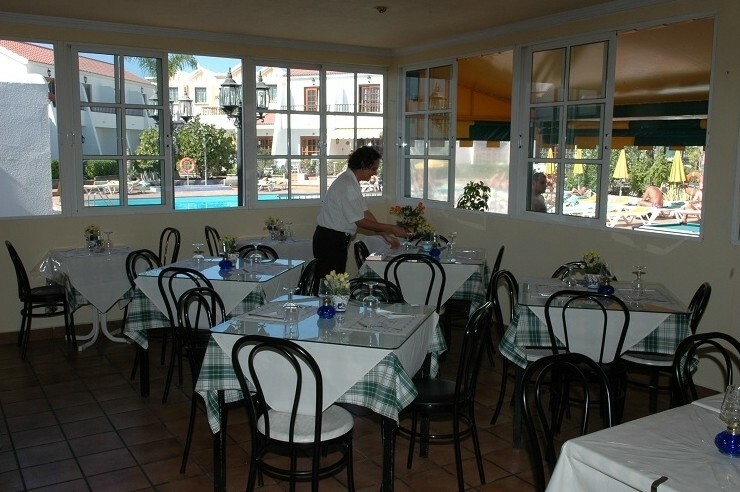 Apartamentos Bungalows Grimanesa