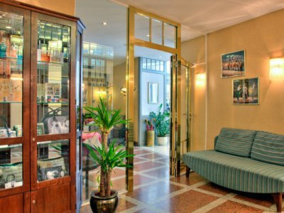Hotel Cordial Theatre