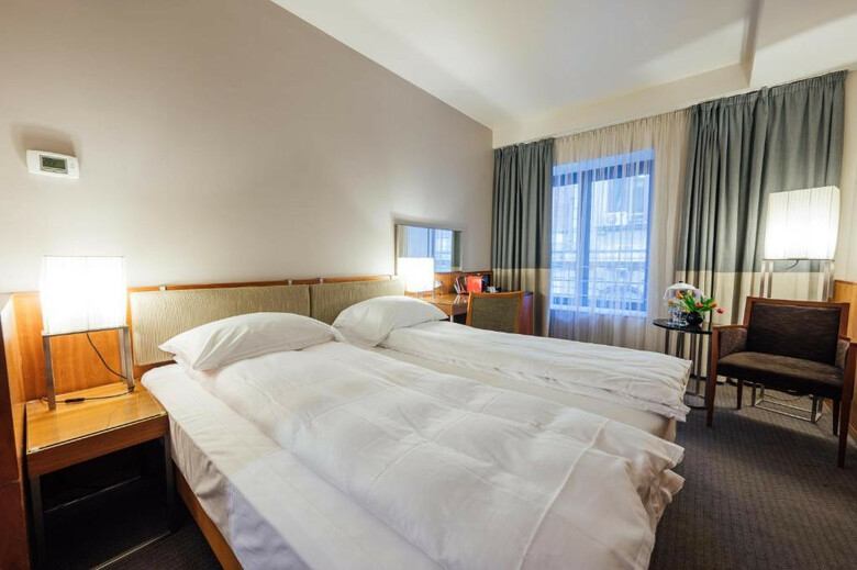 Peakture Hotel