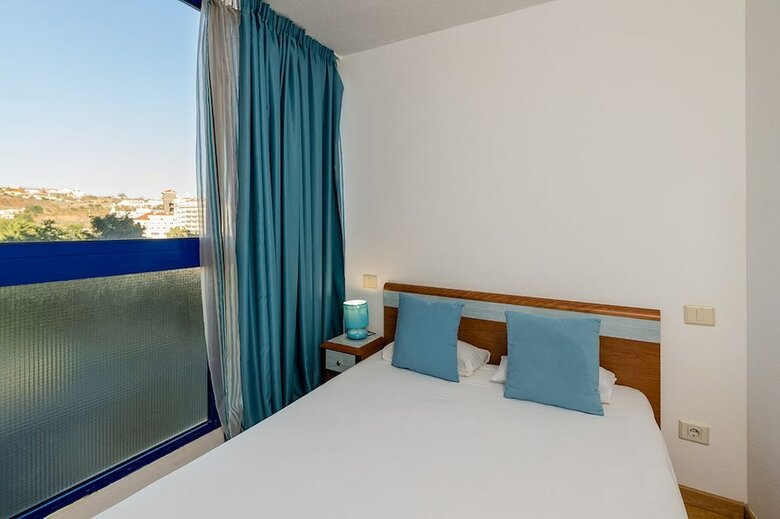 Aparthotel New Folias