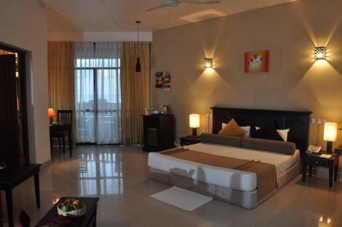 Hotel Laya Beach