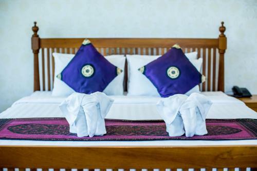 Juntra Resort & Hotel