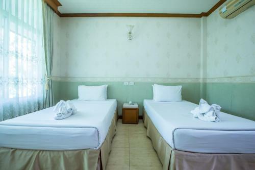 Juntra Resort & Hotel