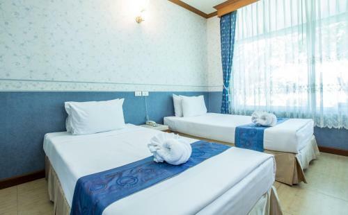 Juntra Resort & Hotel
