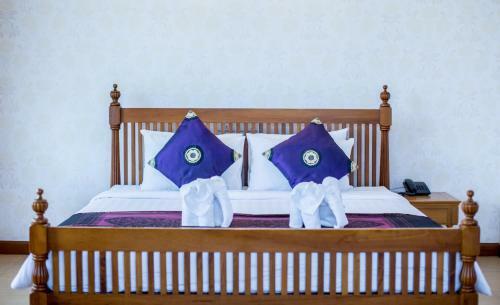 Juntra Resort & Hotel