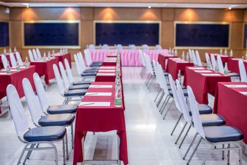 Juntra Resort & Hotel