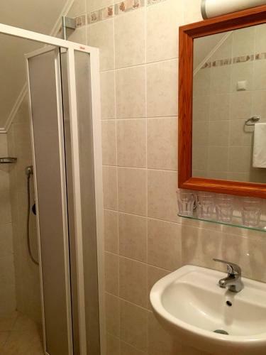 Hostal R�cz Fogad�