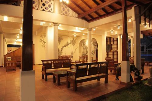 Wunderbar Beach Hotel