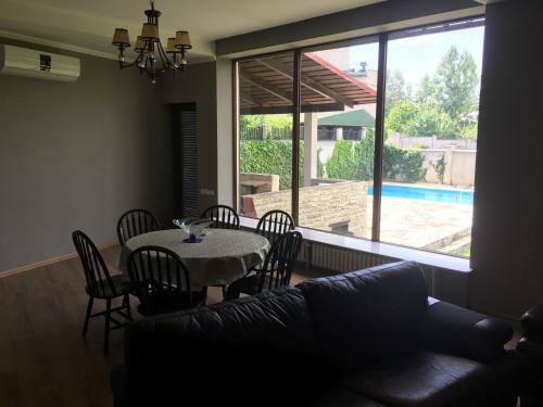 Tskneti Mountain Villa