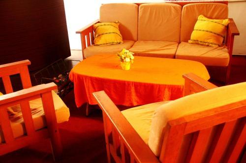 Hostal Golden Bridge