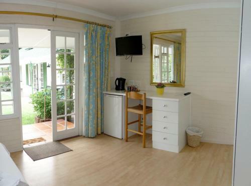 Somer Place B&B