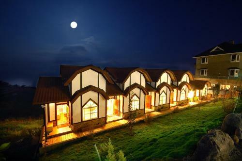 Sea Of Clouds Vacation Villa