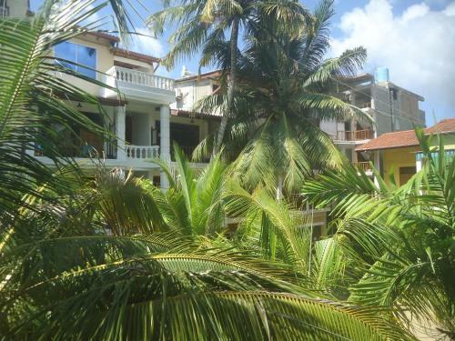 Hostal Sky Garden Guest House