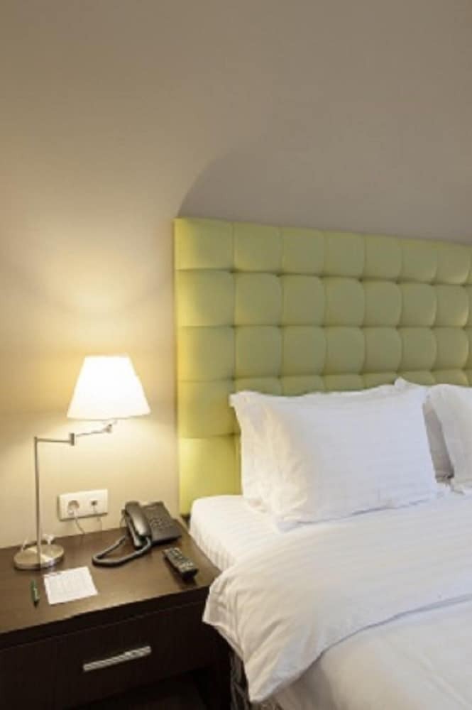 Bontiak Hotel