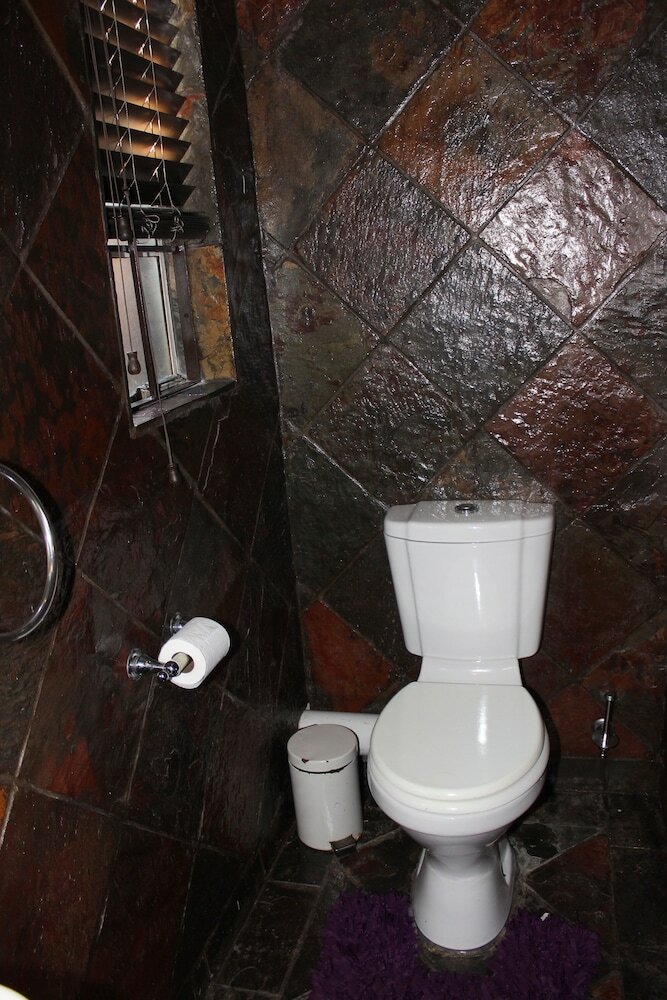 Hostal Royal Game Guest House
