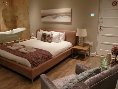 Hostal Laluxe