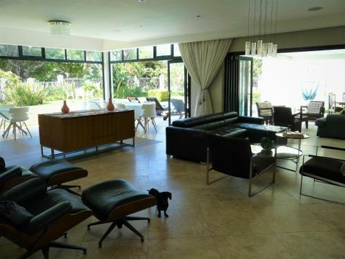 Hostal Laluxe