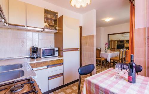 Apartment Svetvincenat 3
