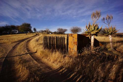 Eagle Rock Guest-farm And Business Lodge