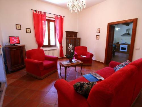 Hostal Holiday Home Marchese Gualdo Cattaneo