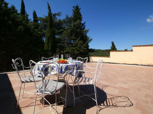 Hostal Holiday Home Marchese Gualdo Cattaneo